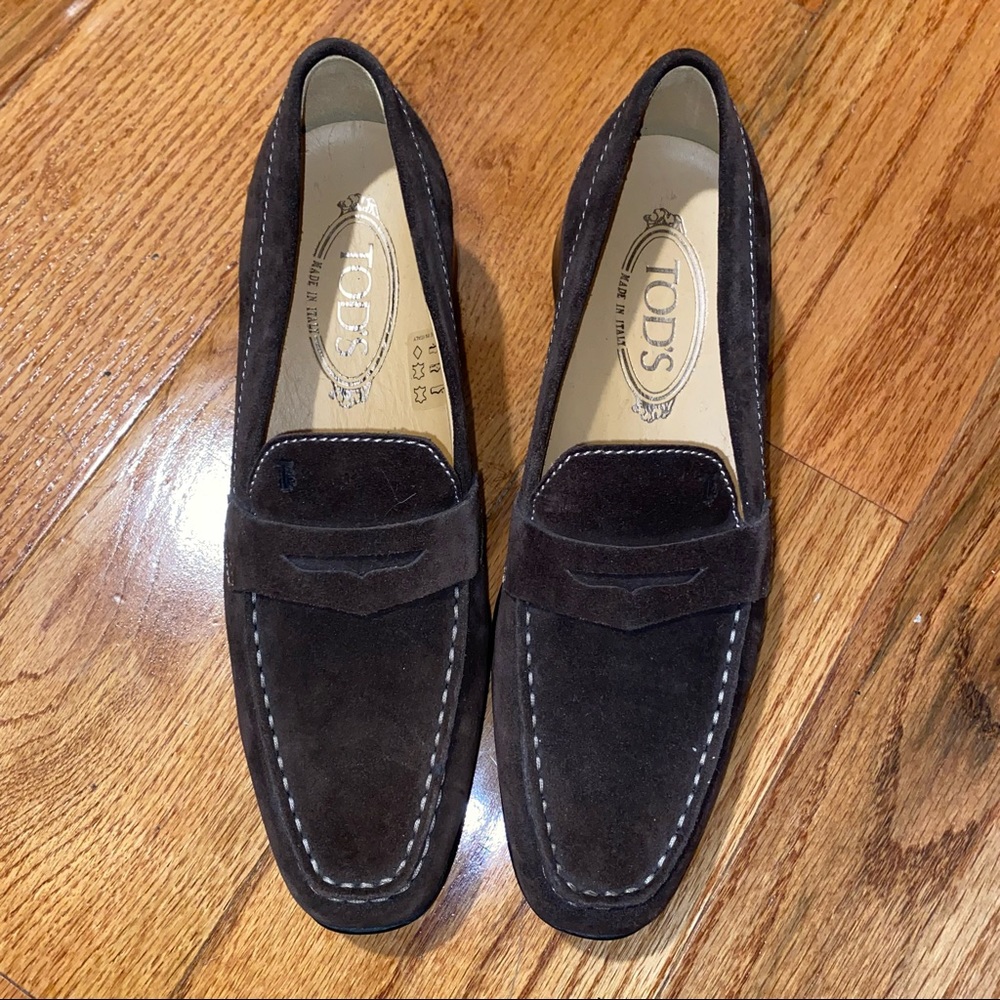 TOD’S BROWN SUEDE ALMOND POINTED TOE LOAFERS SIZE 7